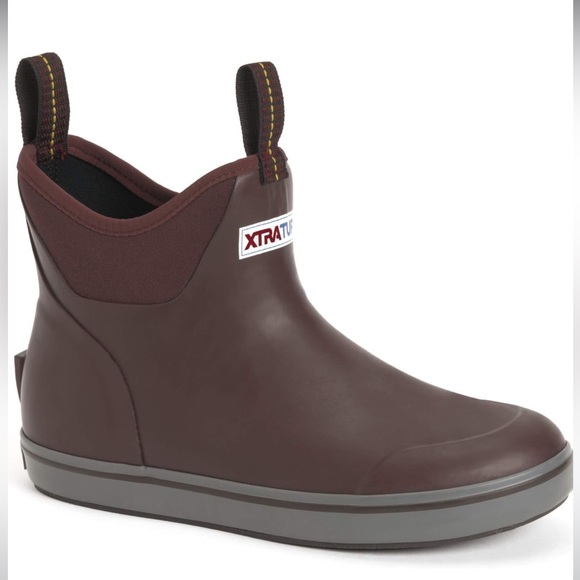 XTRATUF Women's 6 In Ankle Deck Boot Maroon - Picture 1 of 10